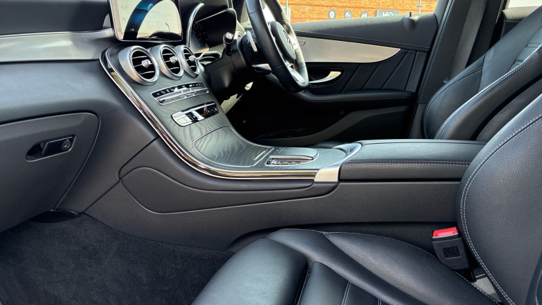 Mercedes-Benz GLC Coupe GLC 300 4Matic AMG Line Premium 5dr 9G-Tronic Petrol Estate